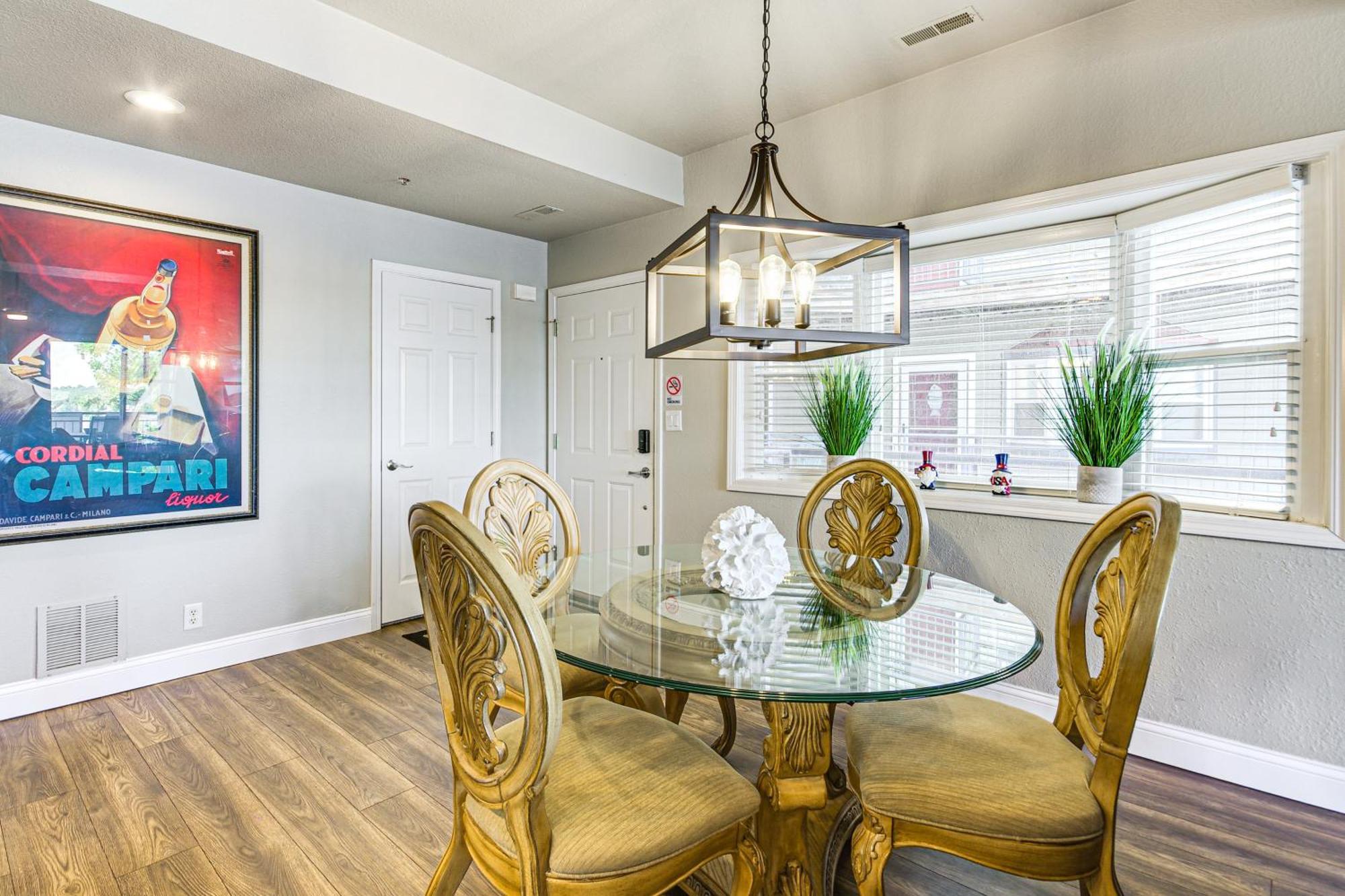 Waterfront Lake Ozark Condo With Deck And Pools Ngoại thất bức ảnh