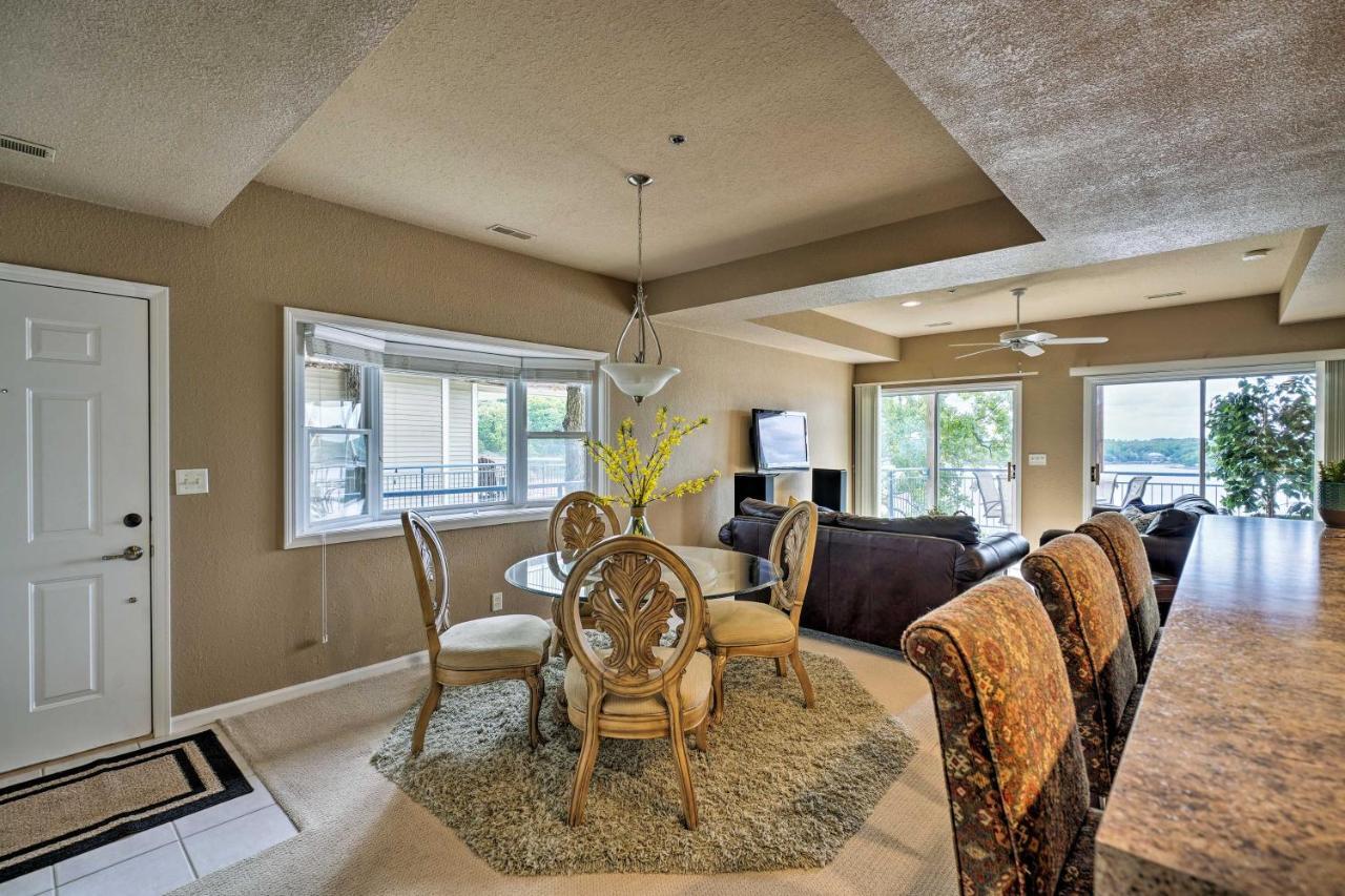 Waterfront Lake Ozark Condo With Deck And Pools Ngoại thất bức ảnh
